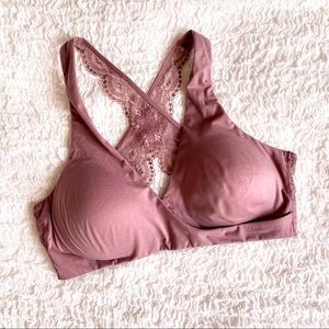 [ Sold ] Gillian & O’Malley Laceback Lounge Bralette, Size Large